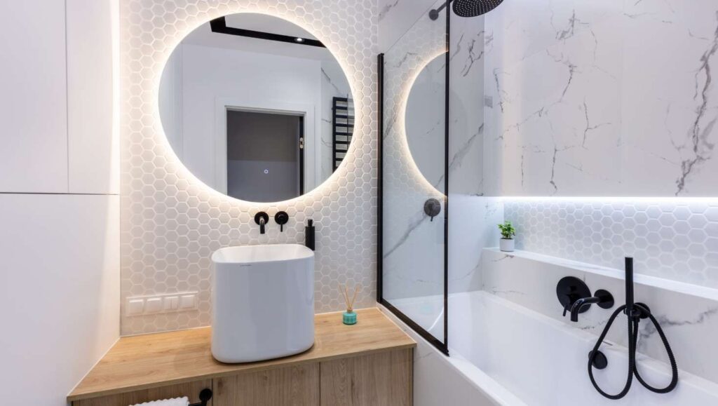 Iluminación para baño pequeño